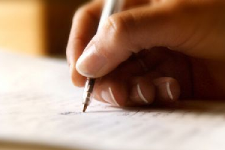 A kormányhoz fordul menekülttábor-ügyben Vámosszabadi