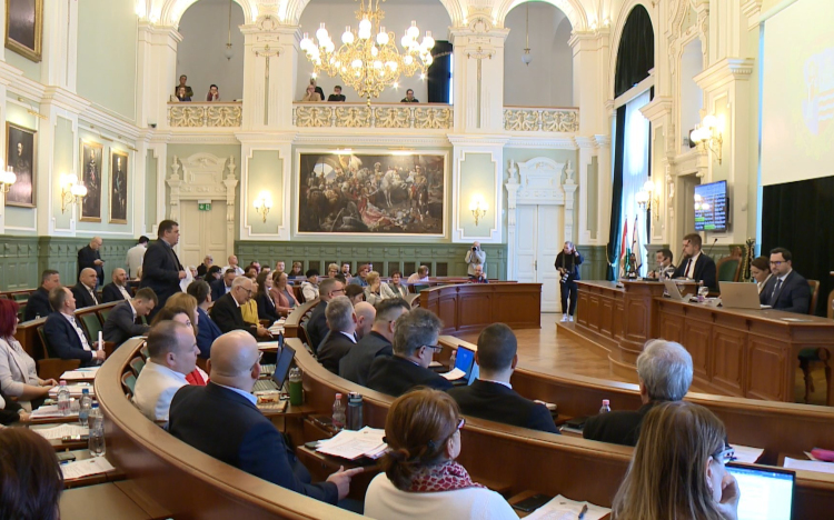 Továbbra sincs második alpolgármestere Győrnek