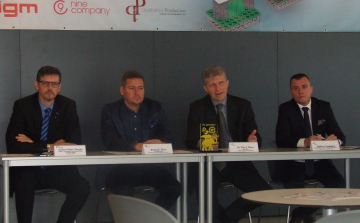 FIRST LEGO League nemzetközi robotépítő és -programozó verseny 