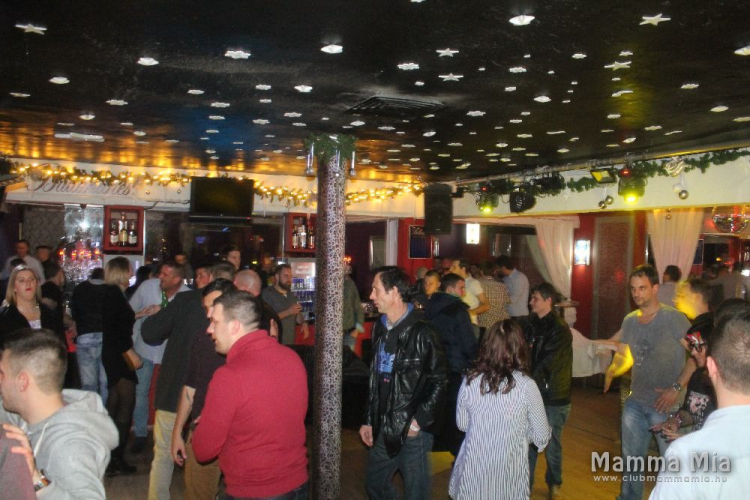 2017.12.08.Mamma Mia Pénteki Élőzene & Dj:Ice Solymi Conga Fotók:árpika