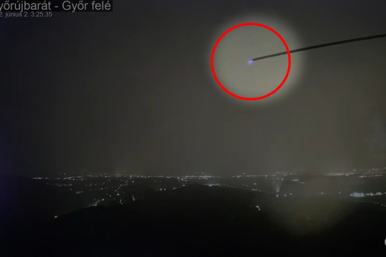 Szent Elmo tüze jelent meg Győr mellett