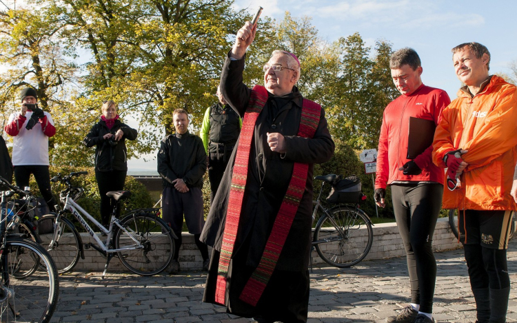 Megáldott kerékpáros túraútvonal