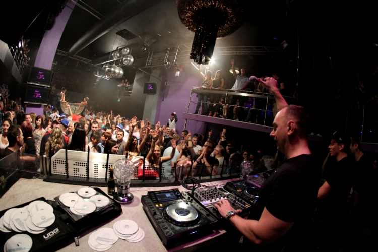 Club Vertigo - 5 Years Gone w/ Sterbinszky 2013.03.16. (szombat) (1) (Fotók:Vertigo)