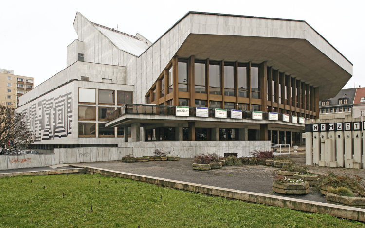 Az ifjúságnak ajánlja az idei színházi évadot a Győri Nemzeti Színház igazgatója