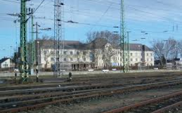 Vonattal akartak Ausztriába jutni