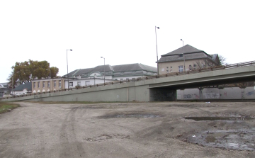 Egy kőhajításnyira a tragédiától