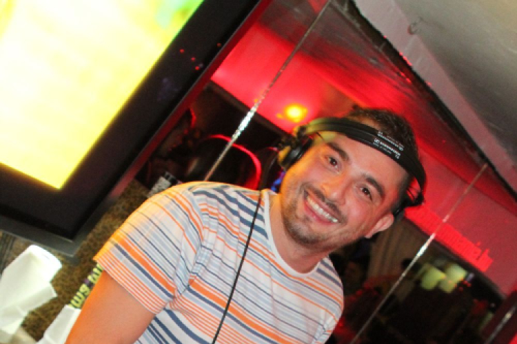 2014.02.15.Szombat Mamma Mia Valentin Napi Szingli Party Dj:Balage fotók:árpika