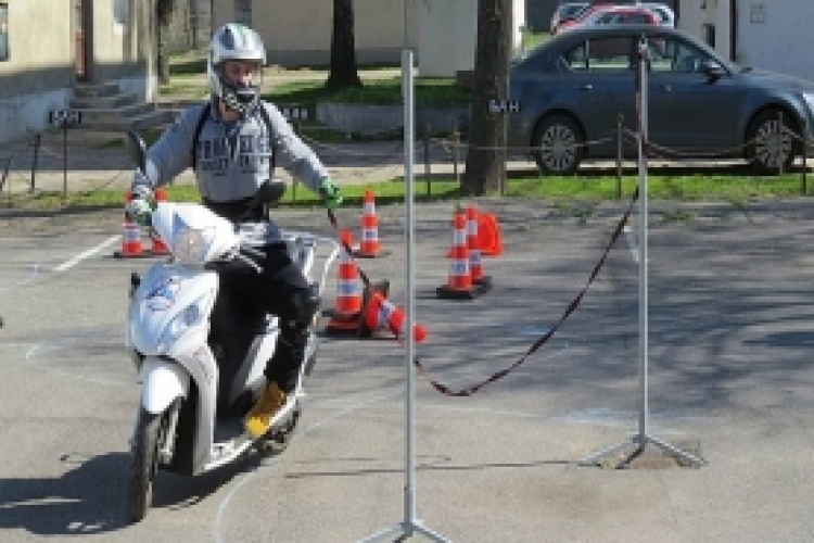 Közlekedésbiztonsági verseny Győrben