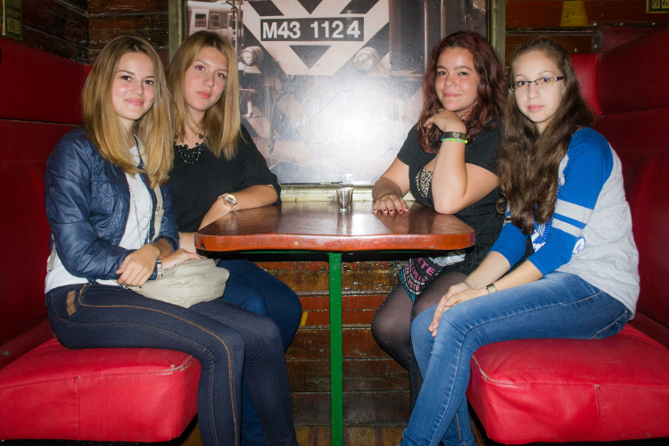 2015.09.18.Péntek - Friday Night Party