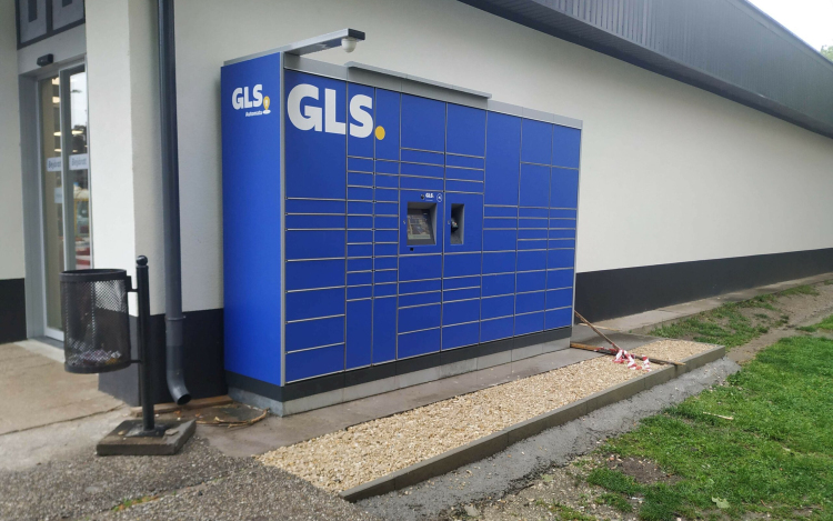 Ez gyors volt! – Már meg is javították a Jereváni úti bokatörő csomagautomatát