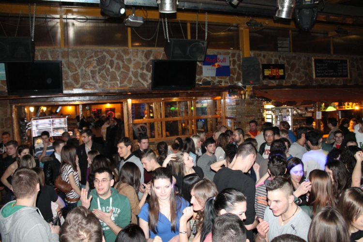 2013.02.20.Lapos College Night fotók:árpika