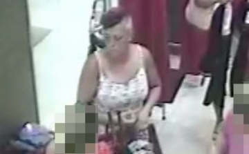 Őrizetlenül hagyott táskát lopott Győrben