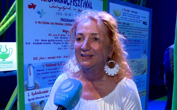 ÚJRA A GYEREKEKÉ LESZ A VÁROS