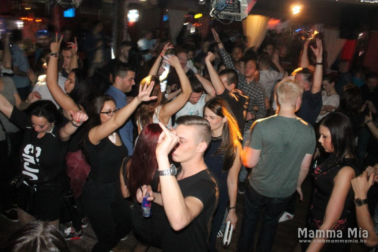2016.04.08. Mamma Mia Video Disco Dj Hubik Fotók:árpika