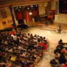 Oravecz Nóra előadása a győri Zsinagógában