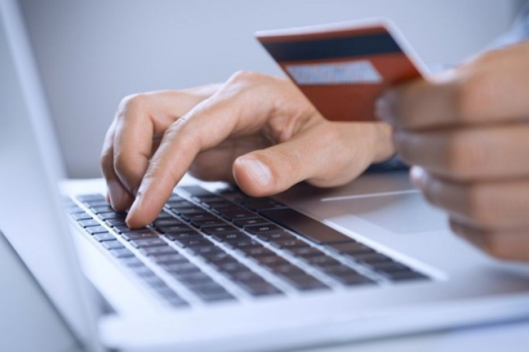 Vigyázat! Csalók ígérnek adóvisszatérítést