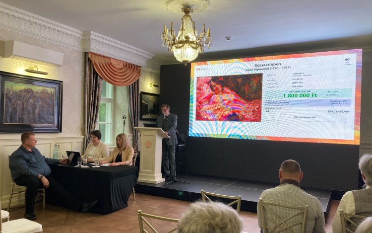 Jótékonysági árverés a győri kórházért – festményritkaságokat is megtekinthettek a licitálók