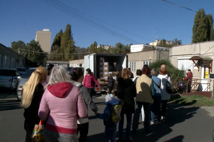 Több tonnányi segítség