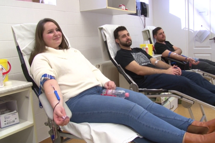 Győri újságírók is adták a vérüket