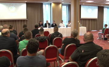 Szezonnyitó szurkolói ankét