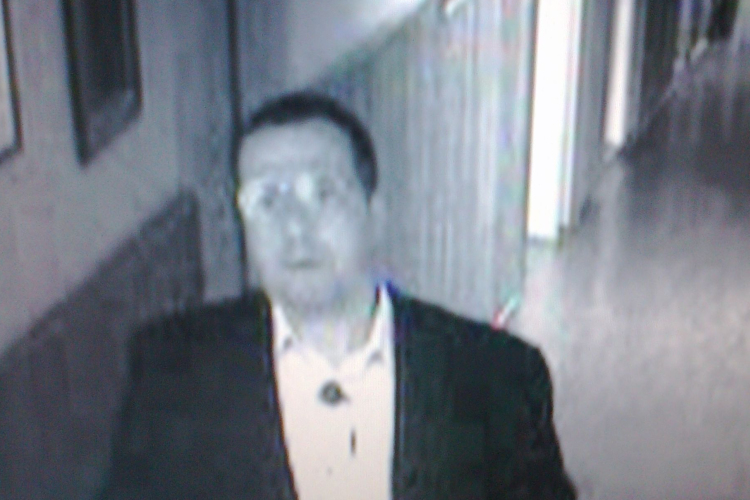 Pénzt lopott egy győri irodából