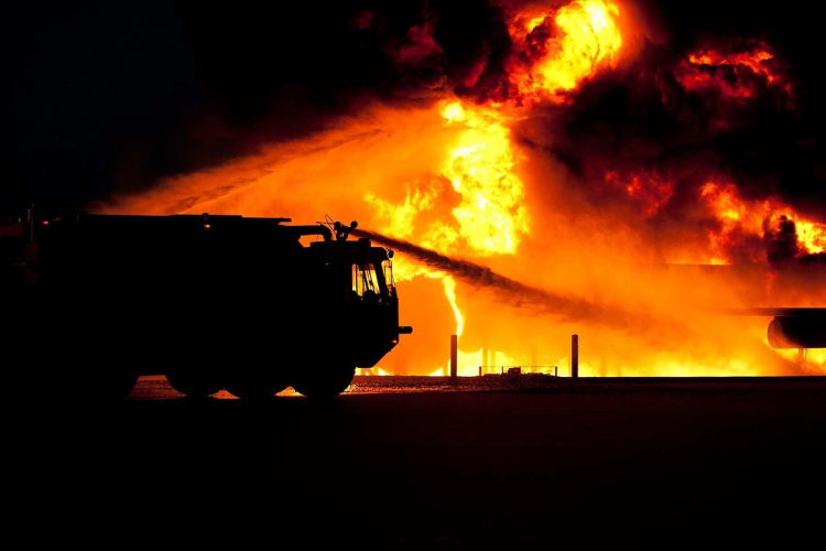 Tűz volt egy üzemben