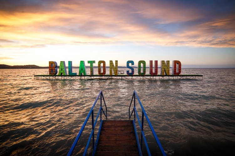 Sound: 72 (akci)óra 