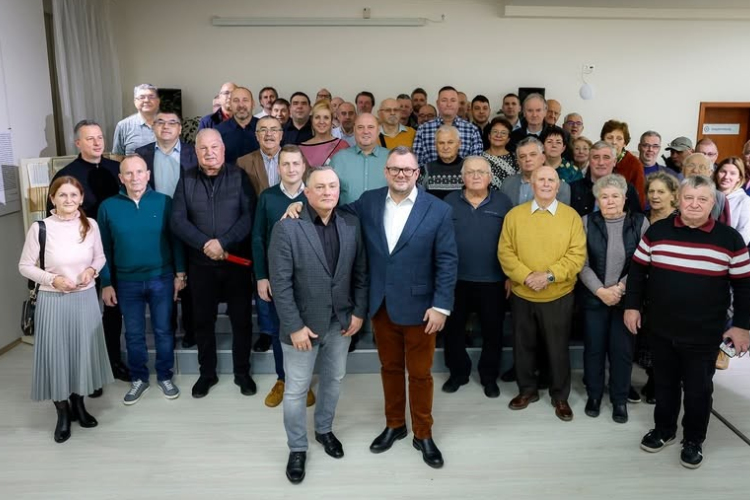 Szelest és Feketét indítja a Fidesz