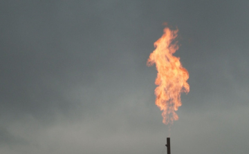 Fáklyázás történik Győrben és Mosonmagyaróváron