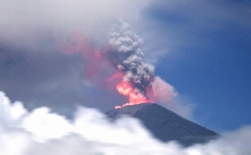 Vulkáni hamufelhő miatt bezárták a repteret Balin 