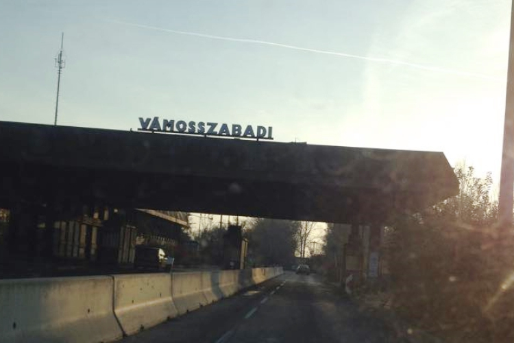 Nem lehet tudni mi okozta a halálát a fiatal Afrikai menekültnek Vámosszabadinál