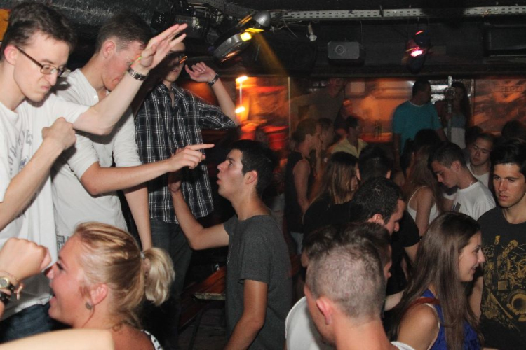 2013.07.24 Szerda Lapos fotók:árpika