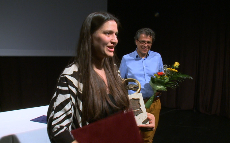 Díjeső az évadzáró társulati ülésen