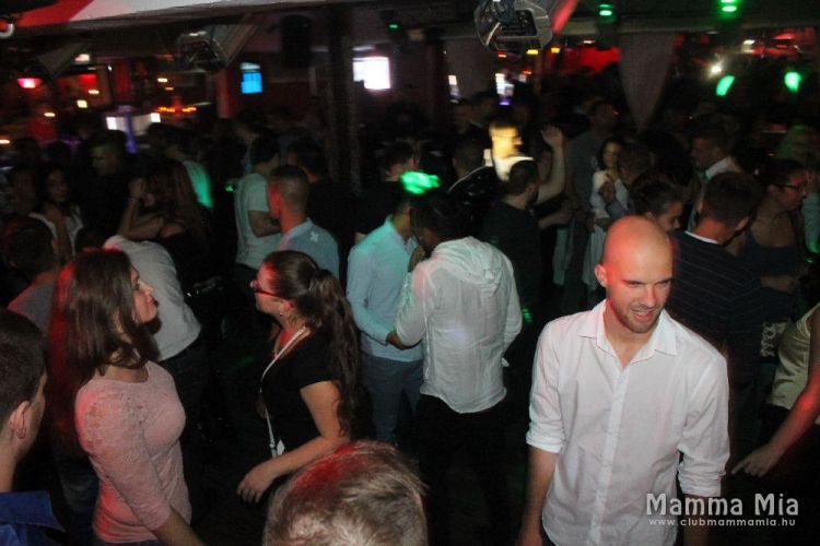 2015.10.09.Mamma Mia Pénteki Házibuli Dj:Ice & Solymi Conga Fotók:árpika
