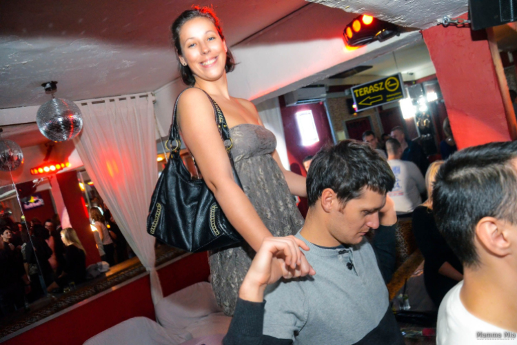 2014.02.21.Péntek Mamma Mia  Házibuli Dj:Ice fotók:Pászti Zsolt