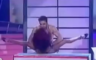  Szexbe torkollott egy tánc a Szombat esti lázban 