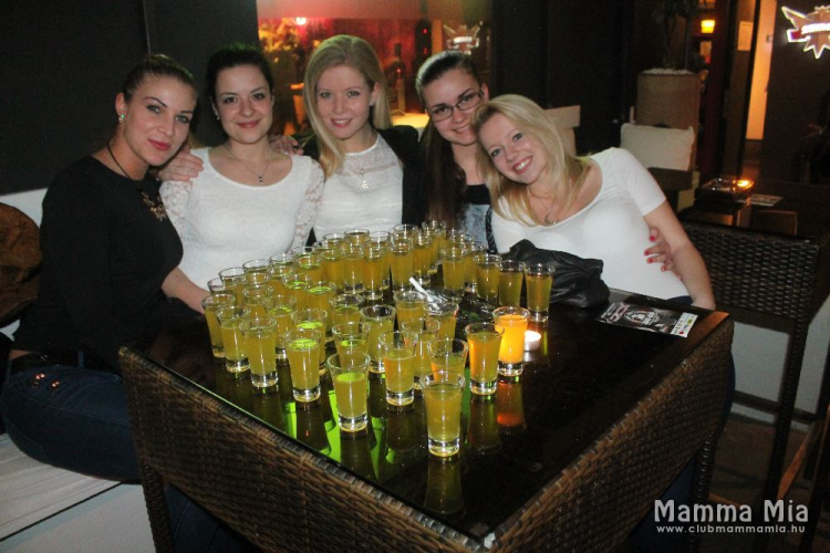 2016.03.05 Mamma Mia Nőnapi Party 1 felvonás Dj:Balage&Solymi Conga