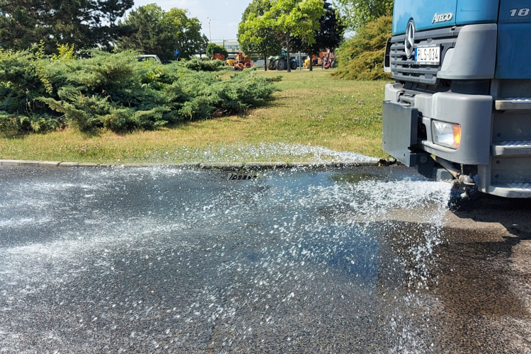 Útlocsolás a kánikulában