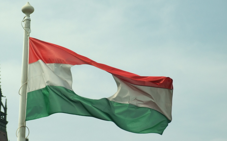 1956 - megemlékezéseket tartanak több helyszínen