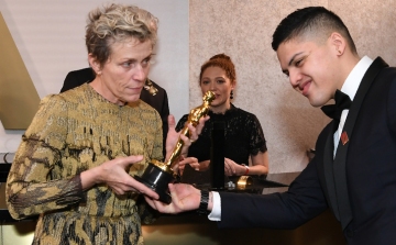 Ellopták a 60 éves színésznő Oscar-szobrát