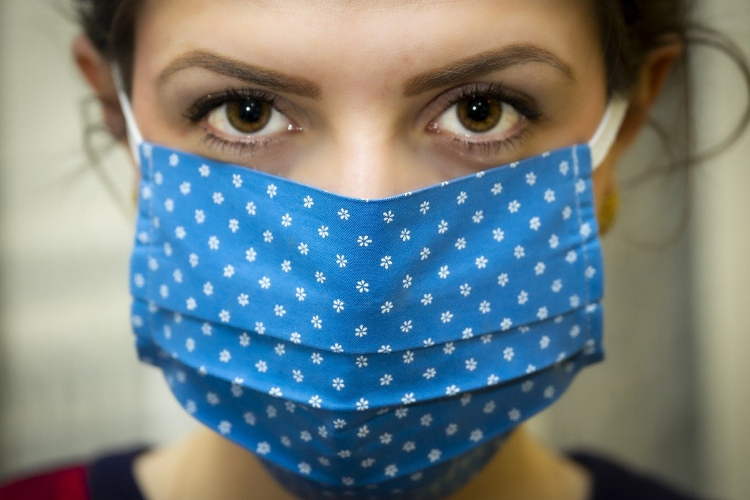 Szicíliában ismét kötelező a maszk az utcán, egyetlen régiót sem zárnak le 