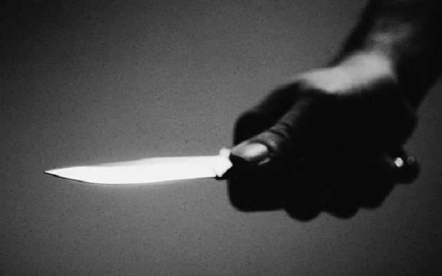 Késsel támadt egy ápolóra egy beteg a győri kórházban