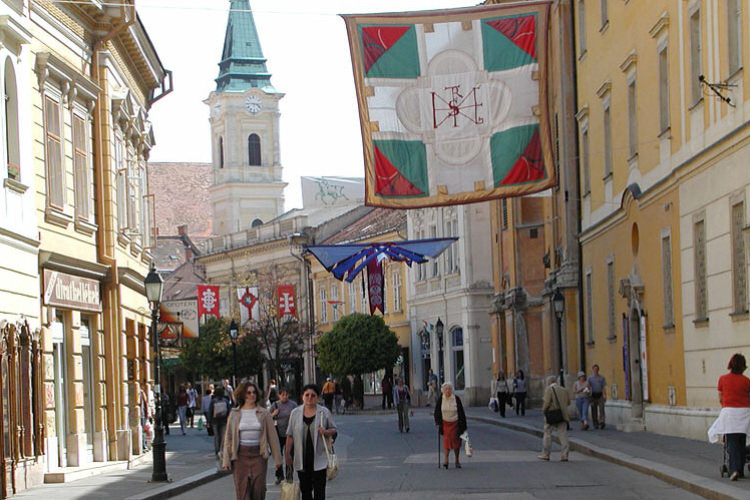 Startol a 19. Kortárs Művészeti Fesztivál és Zászlófesztivál
