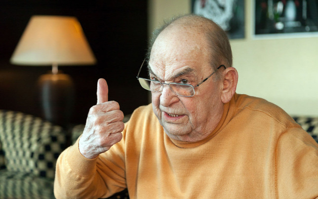 Életműdíjat kapott Bodrogi Gyula a Magyar Művészeti Akadémia közgyűlésén 