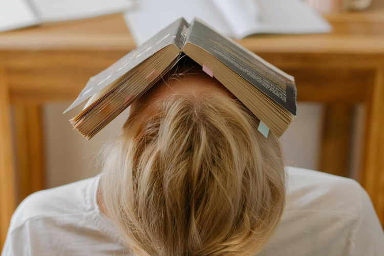 Forróság lesz a tantermekben, a szakszervezet rövidített órákat kért, válasz még nincs