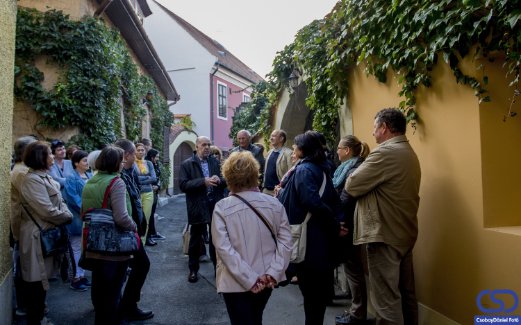 Múltidéző győri séta a Piroslámpás évszázadokból