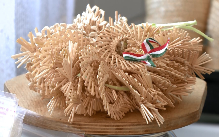 Magyar Ezüst Érdemkereszt kitüntetést kapott a győri szalmafonó