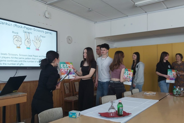 Szakmai nap japán vendéggel a Krúdyban