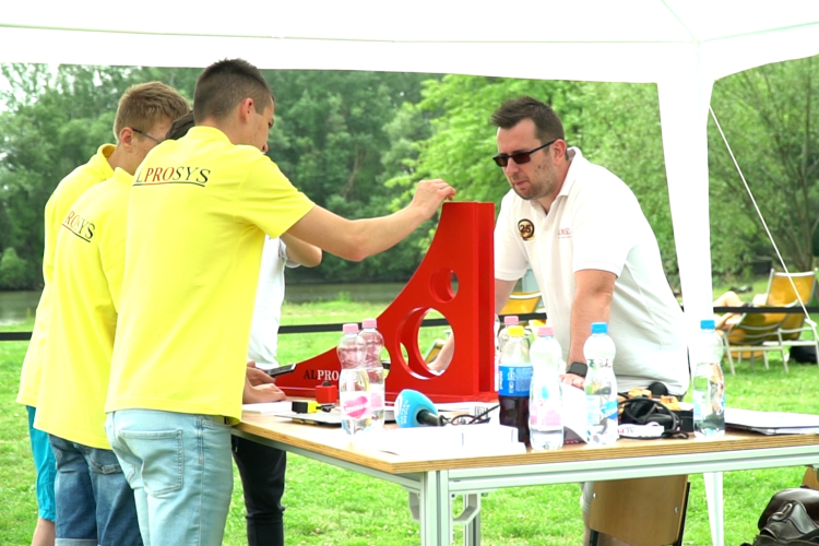 Idén is lesz Alprosys Kreatív Fizikaverseny