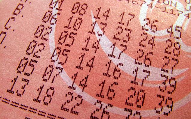 Egymillió eurót nyert elsőre egy 17 éves lány